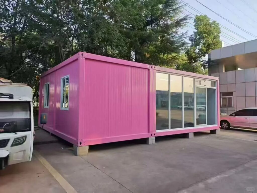 (3)